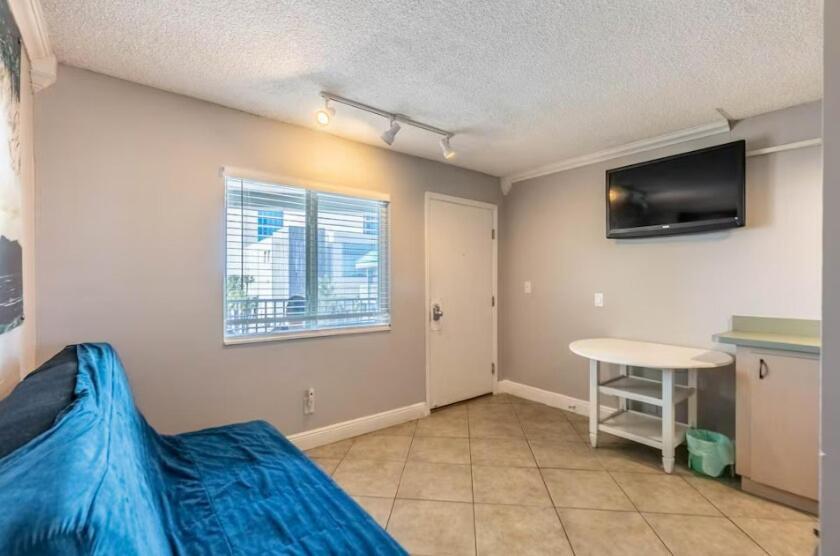 Ocean View Condo - Steps To Beach - Ace Location شاطئ كليرووتر المظهر الخارجي الصورة